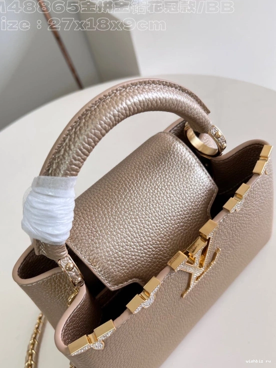 WIS CAPUCINES BB-27*18*9CM VUITTON LOUIS 1212